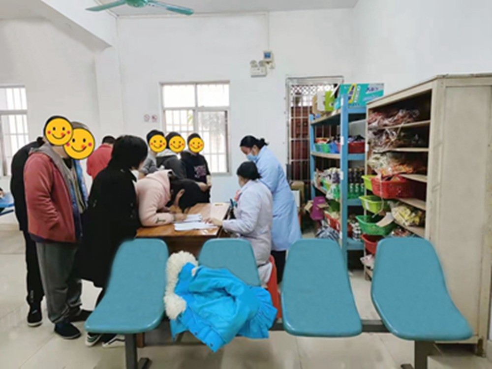 开展小卖部.jpg
